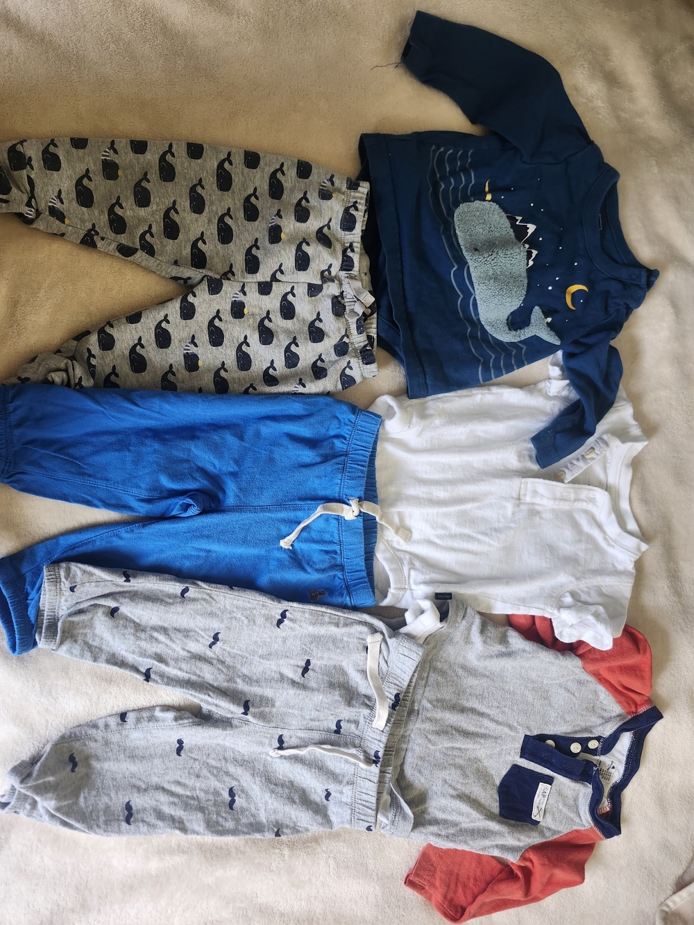 GAP Kids Navy, Bright Blue & Gray Whale Playtime Matching Set